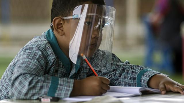 Persiapan Sekolah Dalam Menghadapi Pembelajaran Tatap Muka Di Tengah Pandemi Covid-19